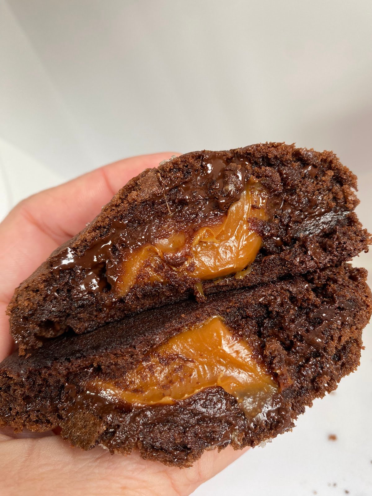 Cookie Intense 70% Recheio Caramelo 100g